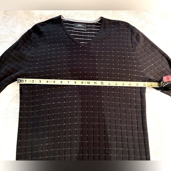 MEXX Slim fit Merino Wool Sweater- Sz L - Picture 5 of 10